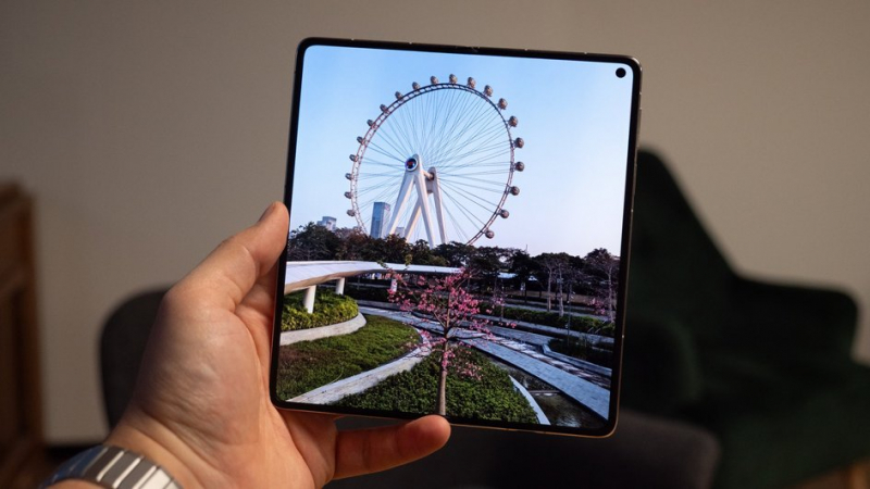 Huawei Mate X7 раскрытый