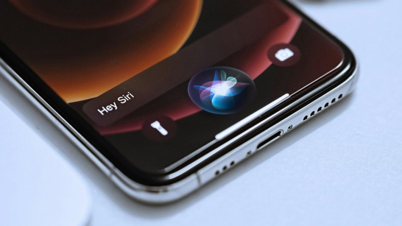 Siri на айфоне