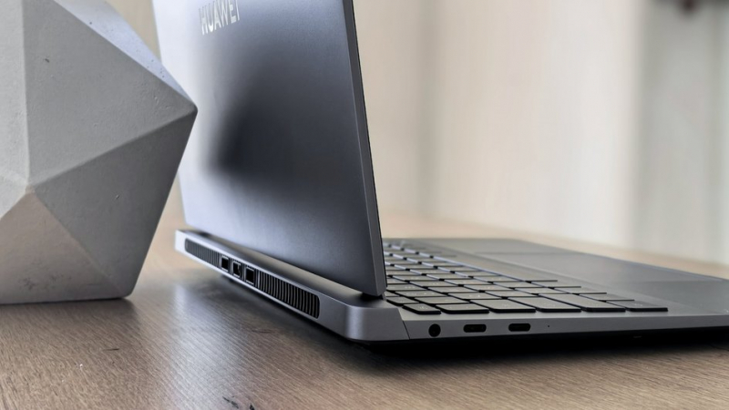 Разъемы Huawei MateBook GT 14 2026