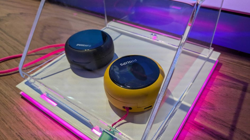 Philips: бумбоксы, ретро-наушники