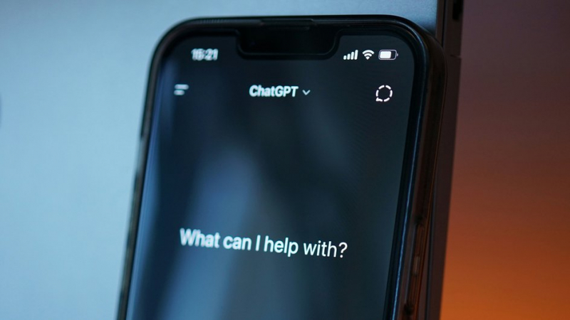 ChatGPT на смартфоне