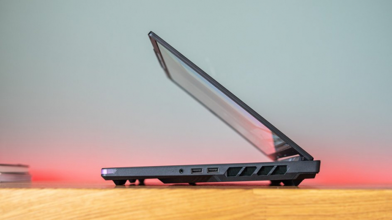MSI Raider 16 Max HX