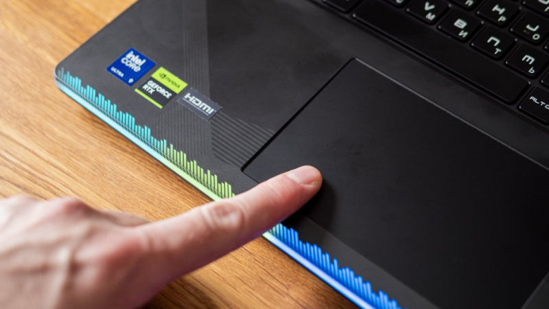 MSI Raider 16 Max HX