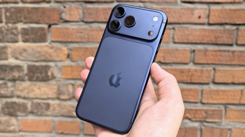 Apple iPhone 17 Pro Max Cosmic Orange