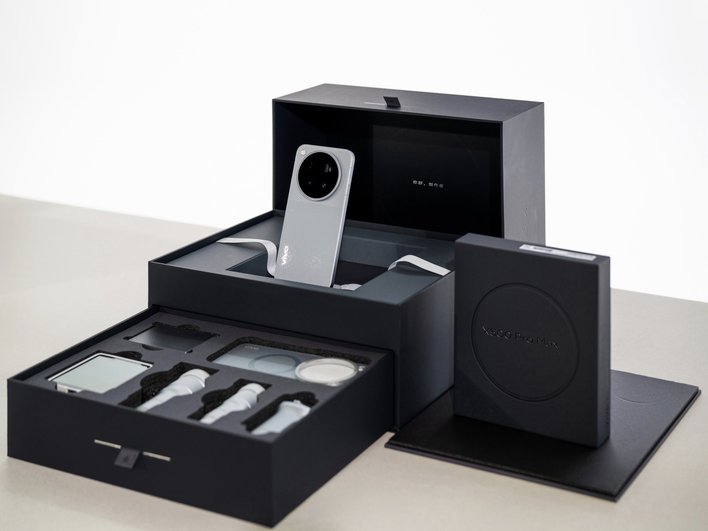 vivo X500