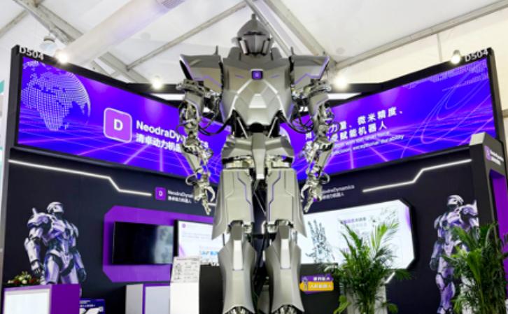 В Китае представили четырёхметрового робота Neo1, способного поднимать до 500 килограммов